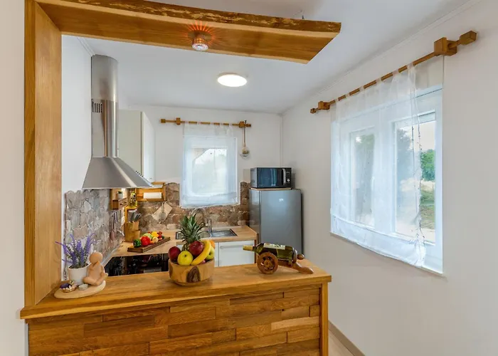 House Family Podhum