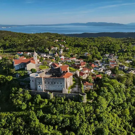 House Family Podhum Alpesi faház Dražice