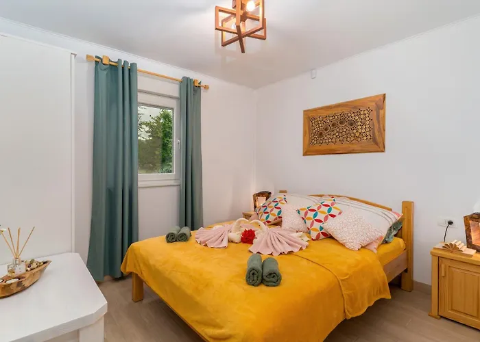 House Family Podhum Chalet *