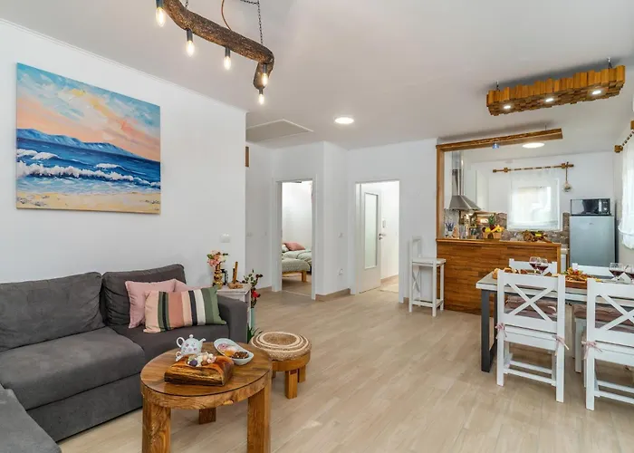 Chalet House Family Podhum