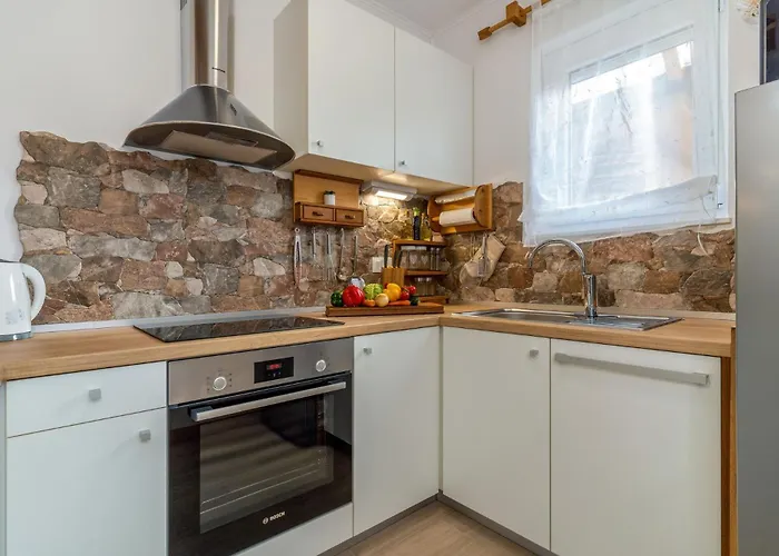 House Family Podhum *