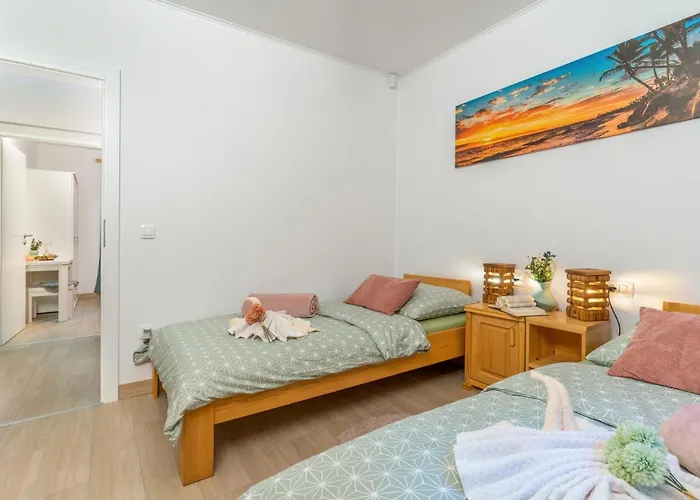 House Family Podhum Chalet *