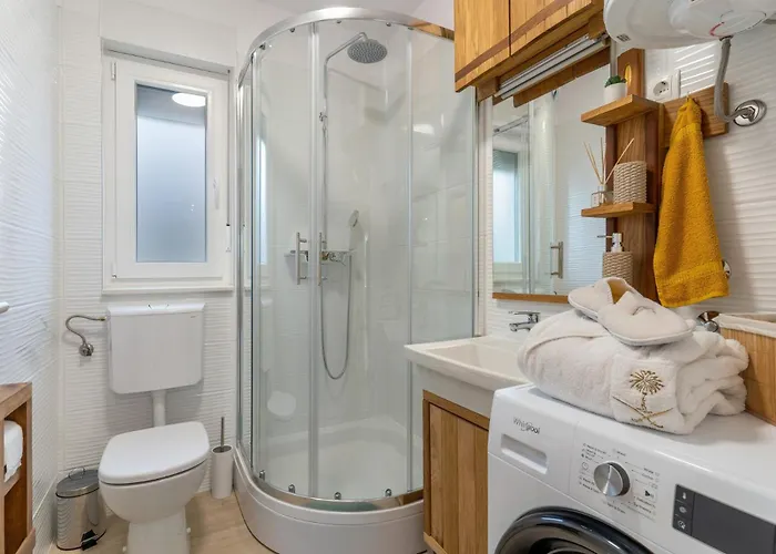 House Family Podhum Chalet