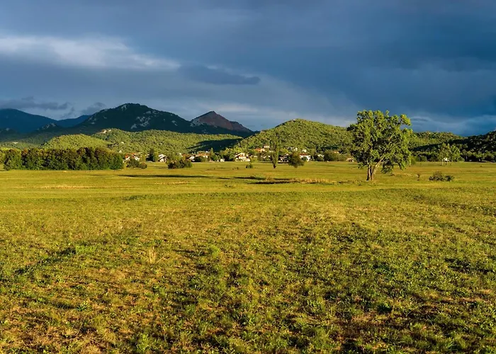 House Family Podhum *